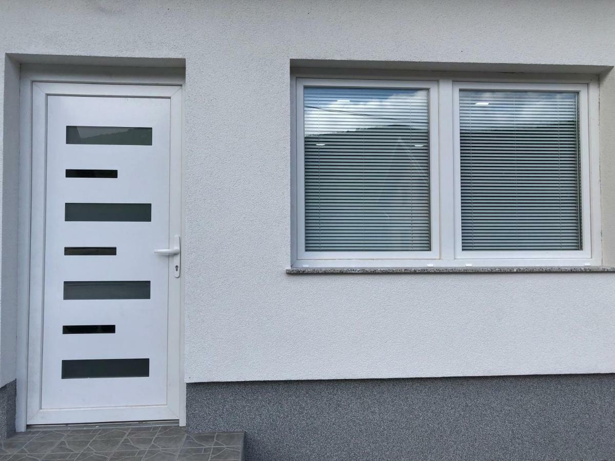 Apartman Danijela Otočac Exterior foto