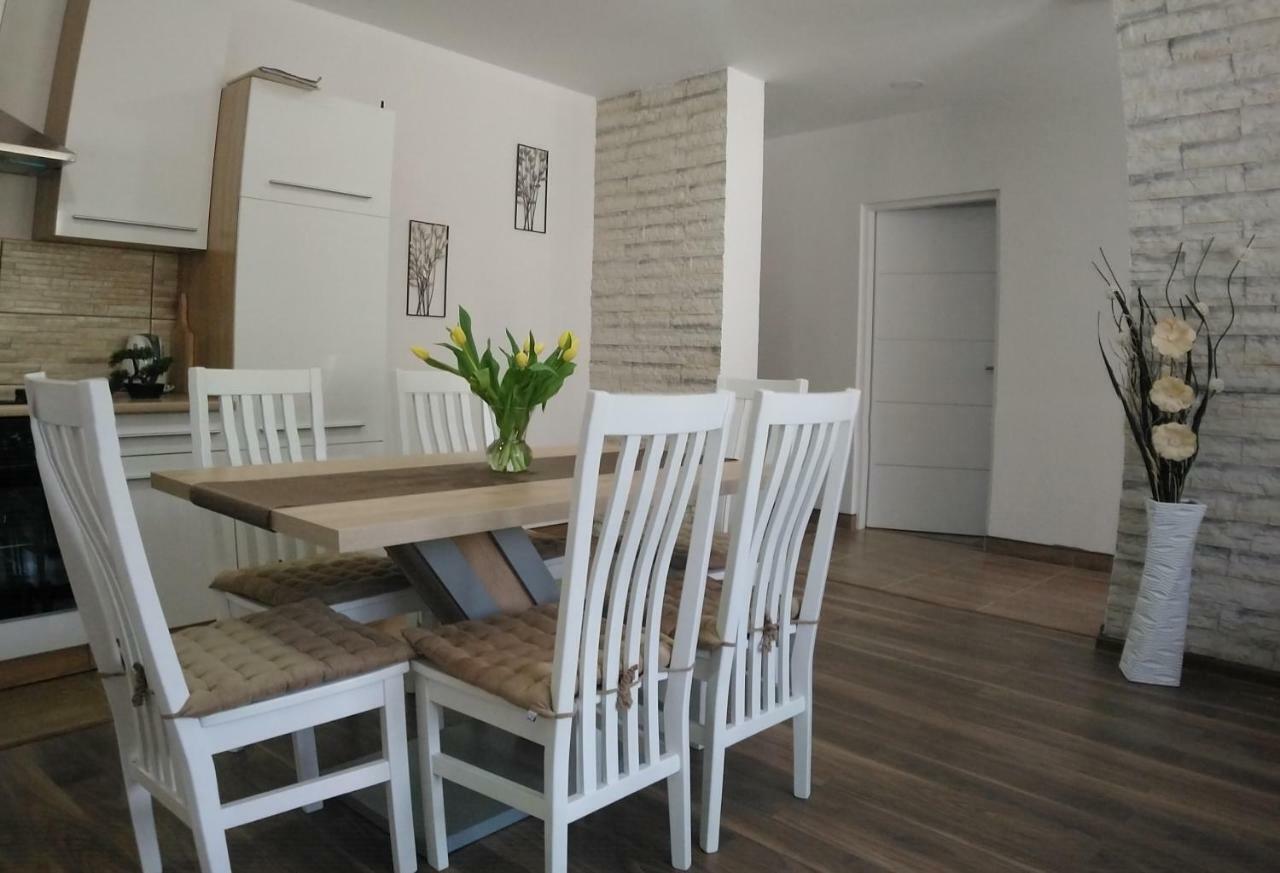 Apartman Danijela Otočac Exterior foto